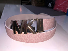 Cargar imagen en el visor de la galería, -- Cinto Michael Kors Med  (28-30 pulg)
